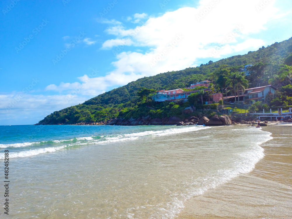 constas e casas da  praia  da Lagoinha do Norte em Florianópolis, Santa Catarina, Brasil, Florianopolis
