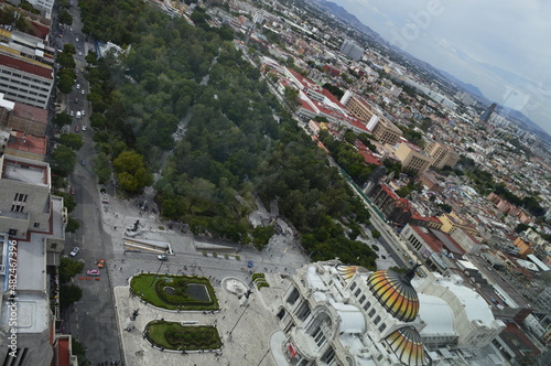 Parque Central de Alameda com Palácio Belas Artes
