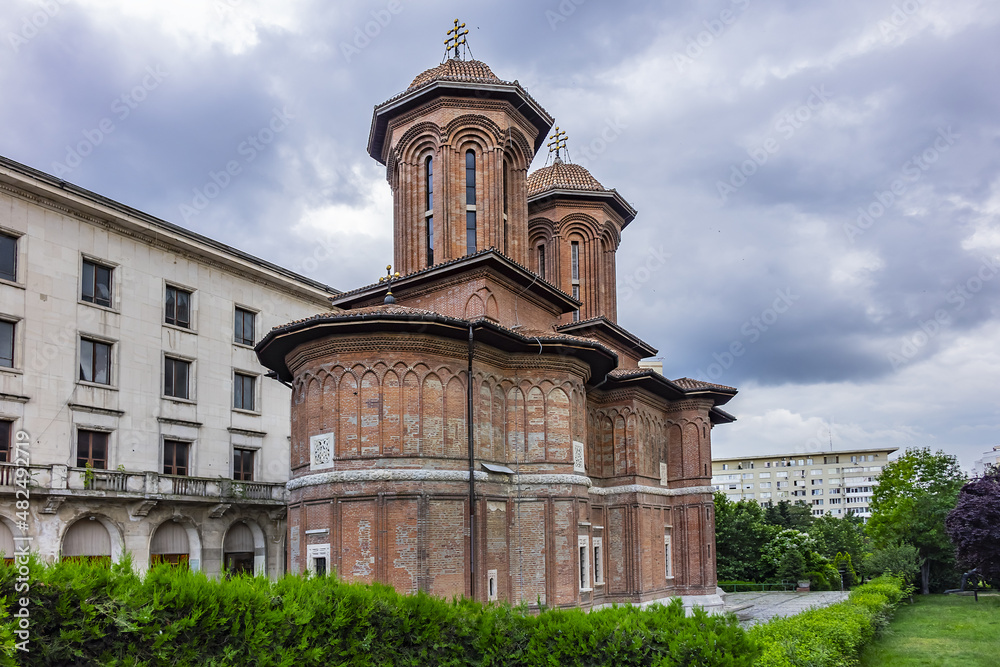 Brancovenesc style Kretzulescu Church (Biserica Kretzulescu, 1722) in Bucharest, Romania.