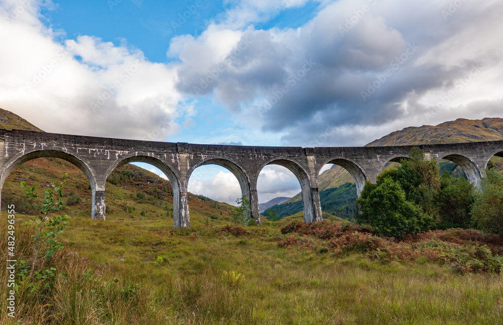  Glenfinnan viaduct in Scotland , UK