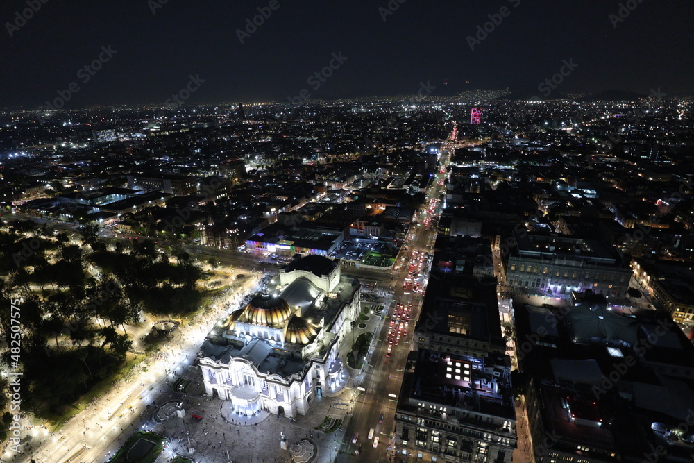 Obraz premium Mexico City at Night