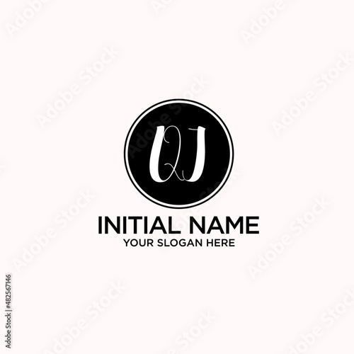 QI monogram logo template vector	
