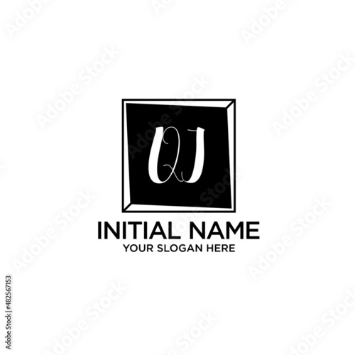 QI monogram logo template vector	