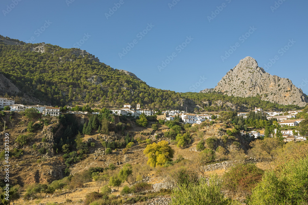 Obraz premium Overview of Grazalema, a typical white village, seen from an outlook at the east entrance of the village