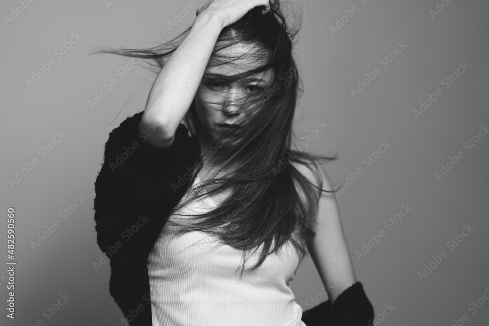 Obraz premium クールな女性ポートレート