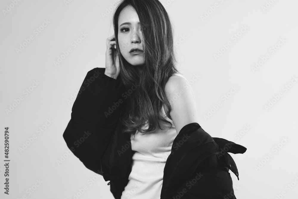 クールな女性ポートレート クールな女性ポートレート