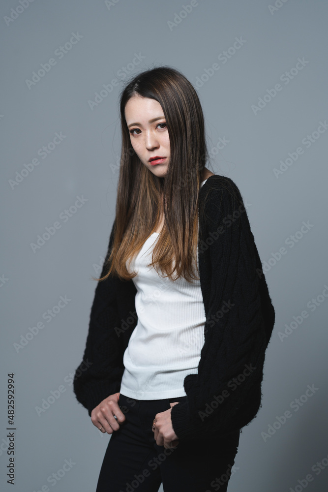 クールな女性ポートレート クールな女性ポートレート
