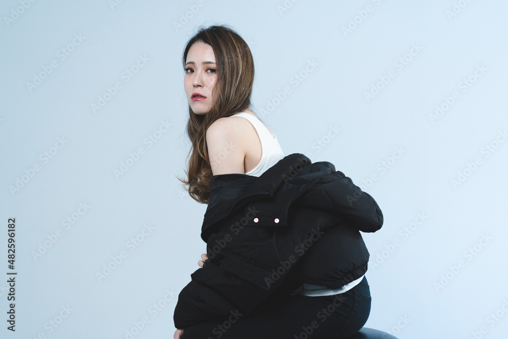 クールな女性ポートレート クールな女性ポートレート