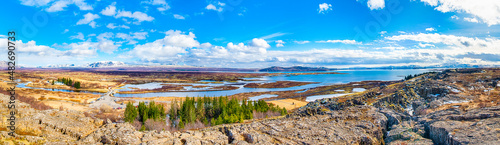 Nationalpark Thingvellir auf Island photo