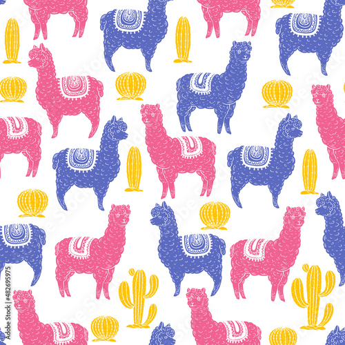 Alpaca seamless pattern. Hand drawn vector illustration. Cute llamas and cactus. Alpaca, llama, cactus background.