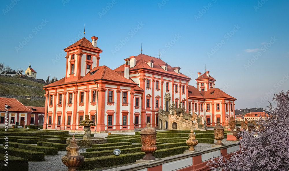 Obraz premium View of Troja Castle from the left side, Prague, Czech Republic