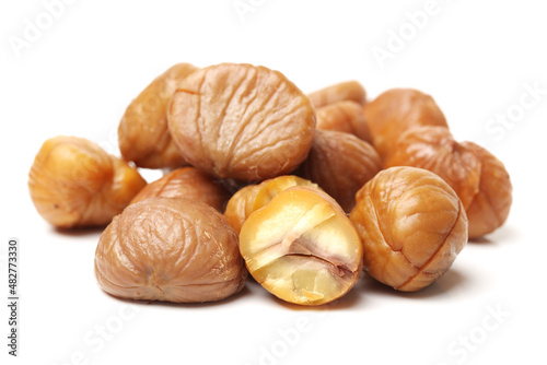 Fotografie chinese food, peeled roasted chestnut on white background