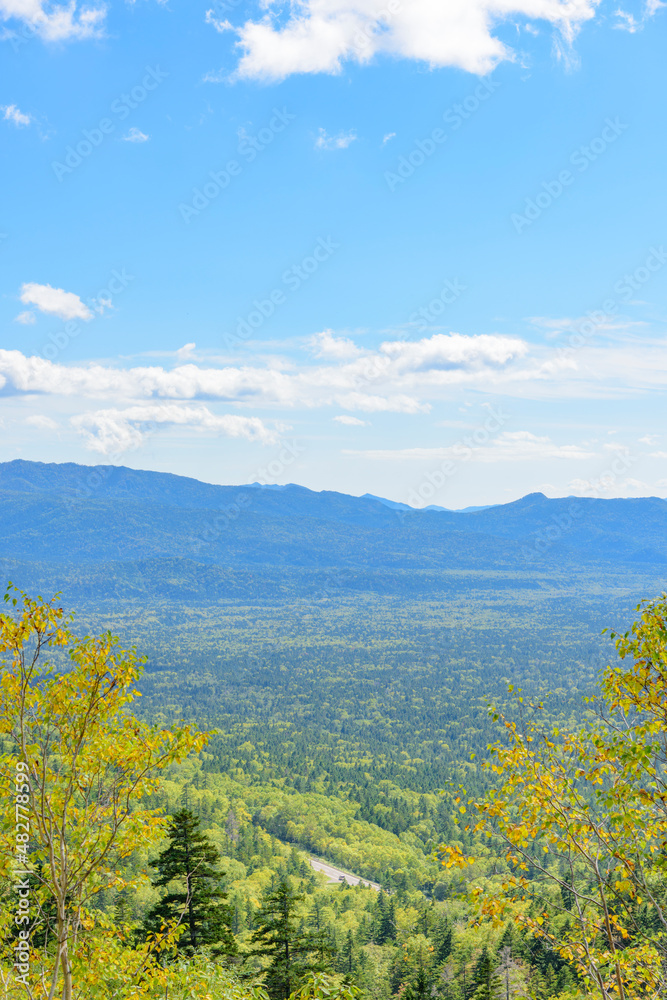 Fototapeta premium 晩夏 北海道 三国峠からの展望 