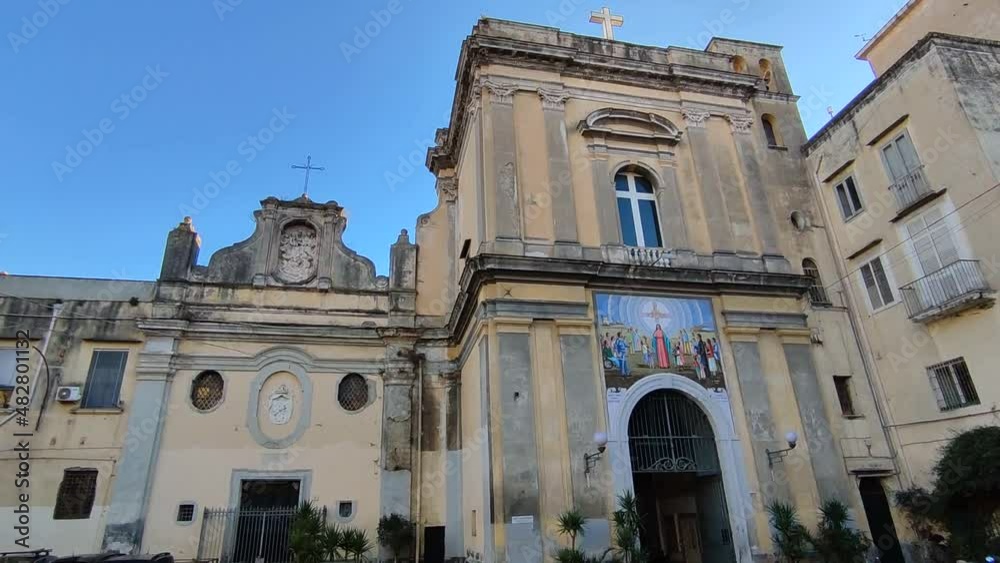 Napoli - Panoramica della Chiesa di Santa Maria della Fede dalla piazza Napoli - Panoramica della Chiesa di Santa Maria della Fede dalla piazza