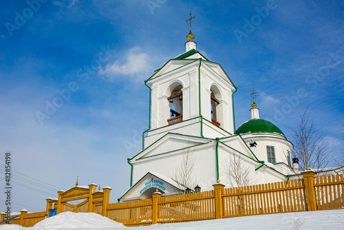 Храм Покрова Божией Матери  в сельской местности