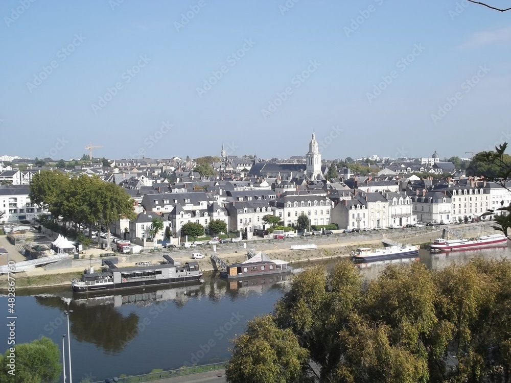 Obraz premium View of Maine river and Angers, France
