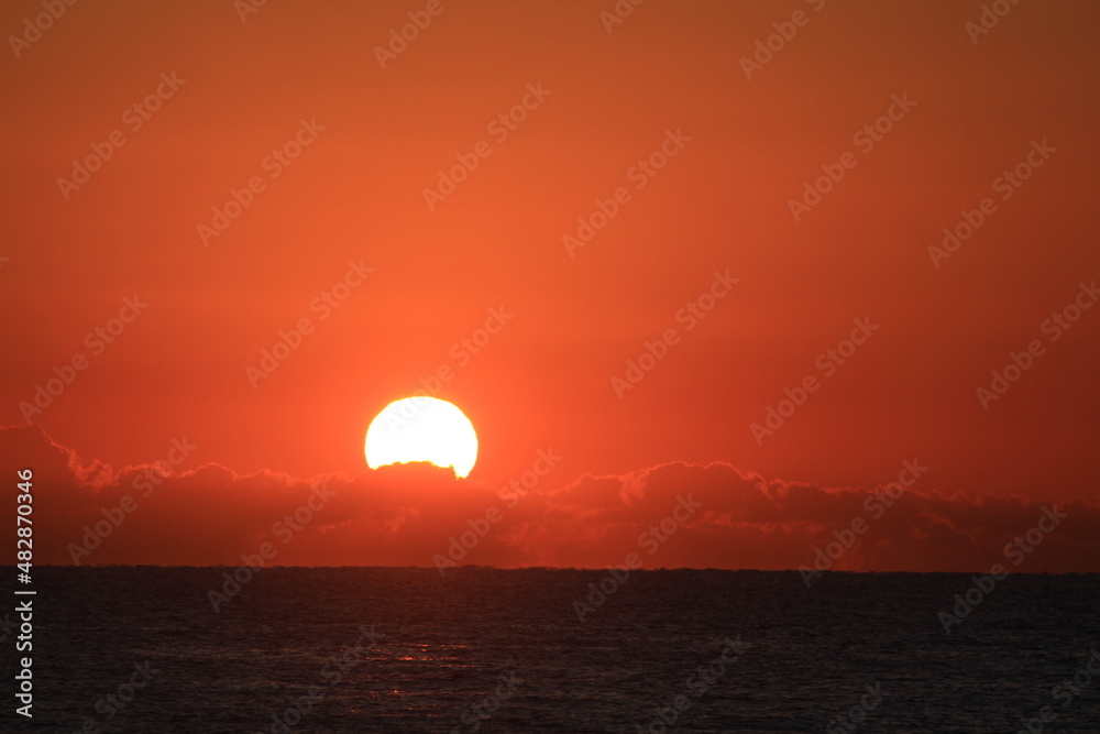 白浜海岸の朝日