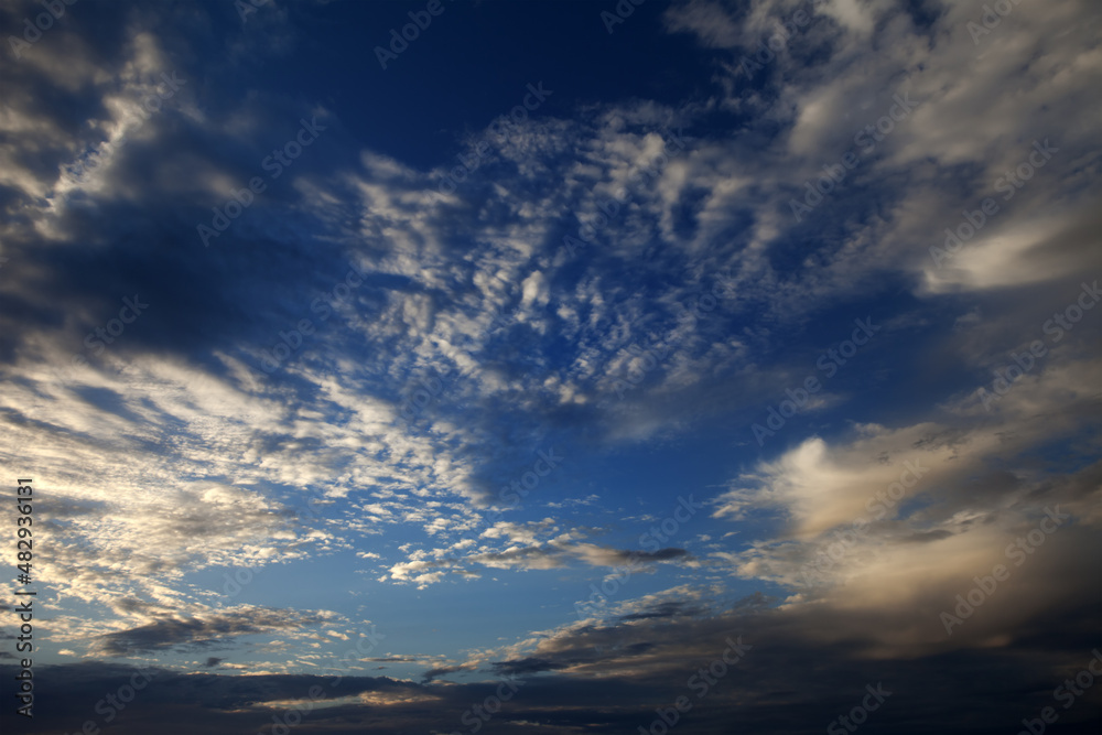 Fototapeta premium Sky with clouds at summer sunset