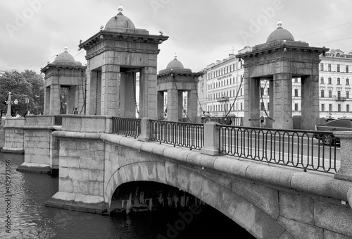 Lomonosov bridge on Fontanka photo