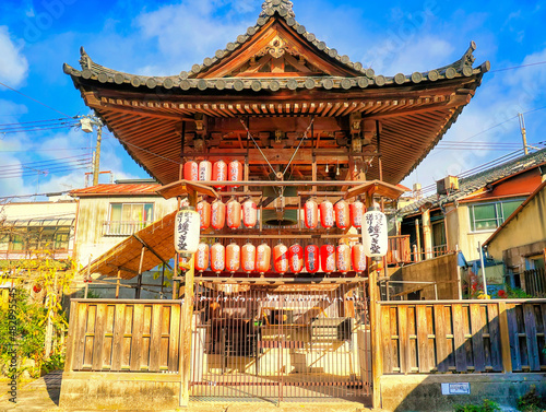Cuadro en lienzo 京都、引接寺千本ゑんま堂の鐘楼