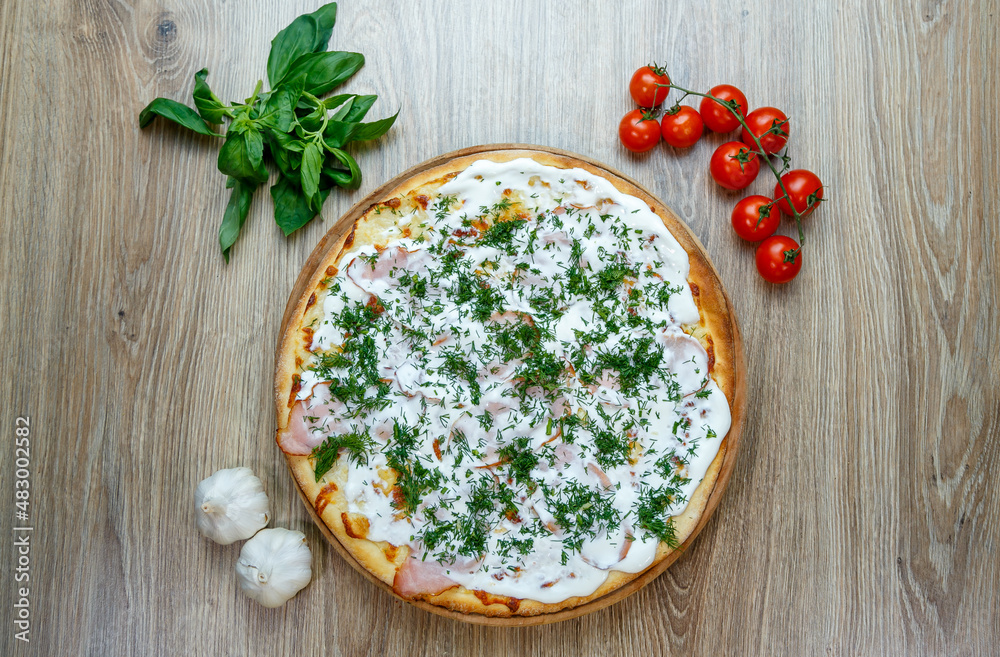 pizza with ham, sour cream, mozarella and dill pizza with ham, sour cream, mozarella and dill