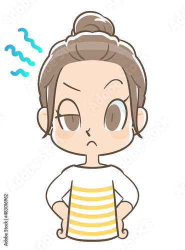 疑わしい様相でにらむ団子頭の女の子