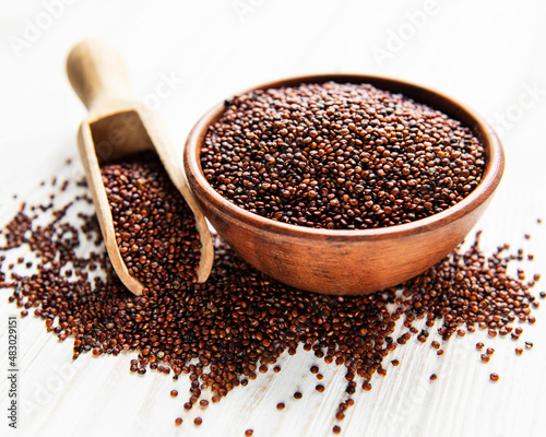 Red quinoa seeds