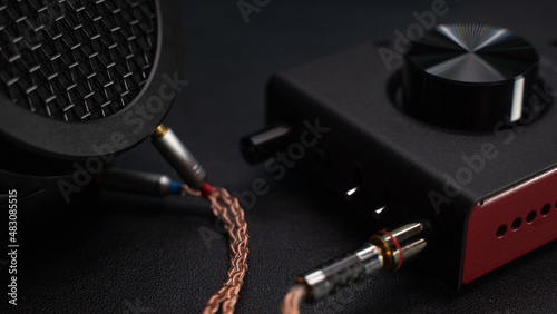 An Audiophile compact DAC with Amplifier for better music performance