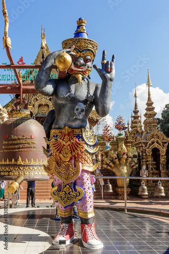 say no to raccism black temple statue in thailand © Magic Thailand