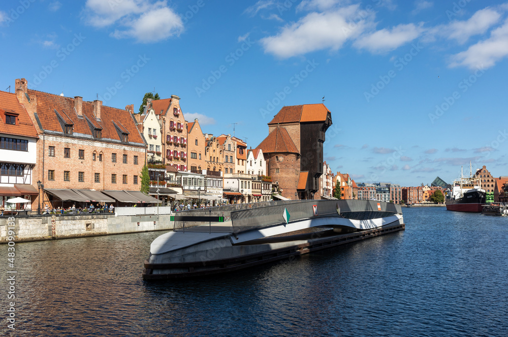Fototapeta premium The rotating footbridge of St The Spirit to the Granary Island on the Motława River