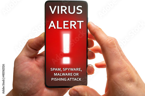 Anti-Virus-Programm auf einem Smartphone meldet Virus-Alarm photo