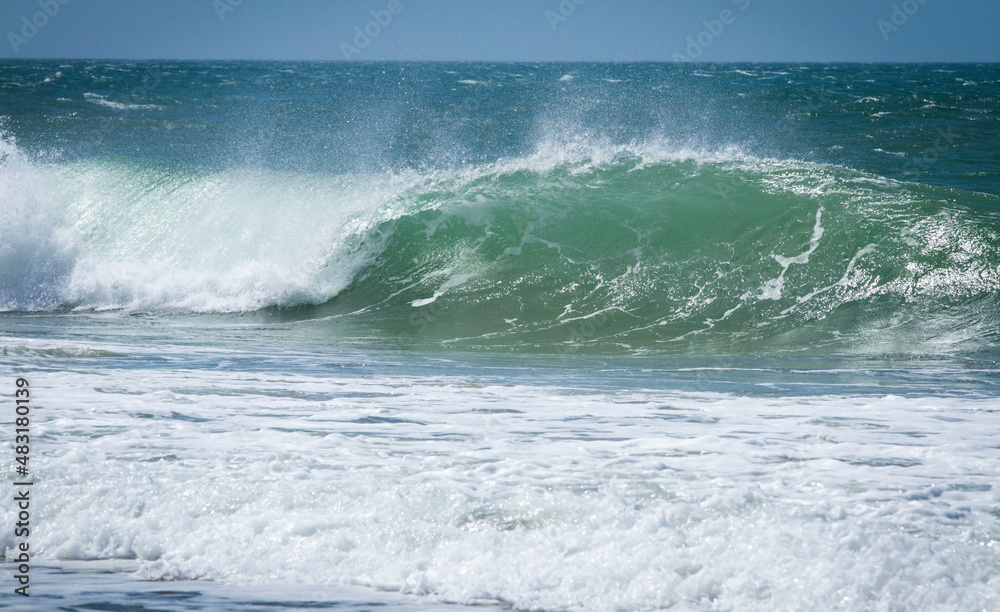 Barrel Wave Barrel Wave