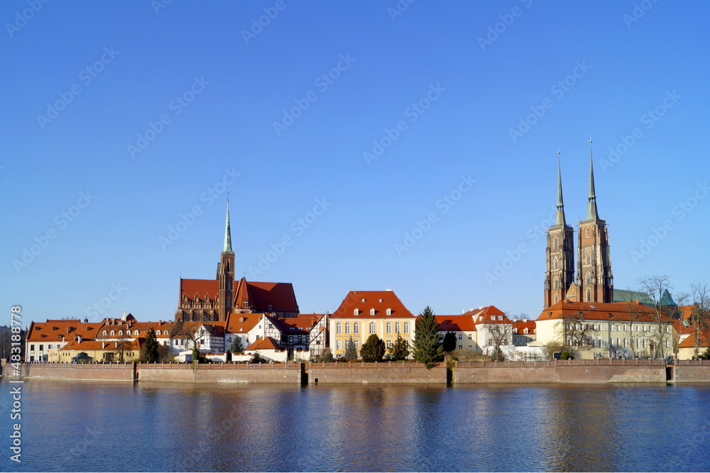Blue cloudless sky over Wroclaw Cathedral on Tumski Island