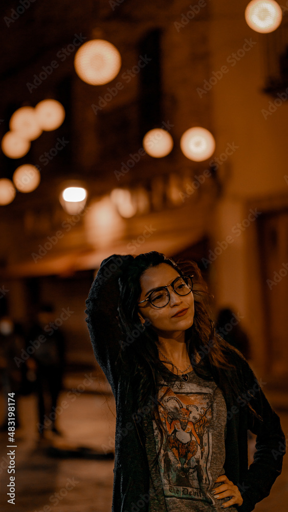 Night Street Photoshoot with a beautiful young girl 