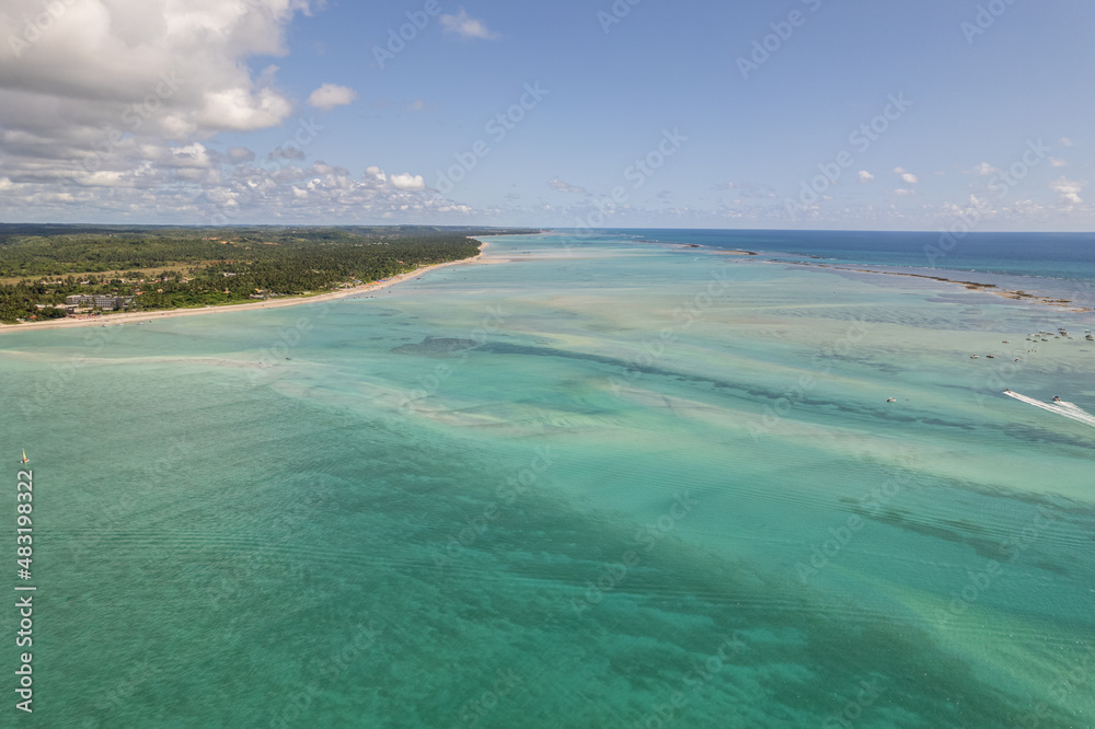 Φωτογραφία Aerial view of reefs of Maragogi, Coral Coast Environmental Protection Area, Maragogi, Alagoas, Brazil