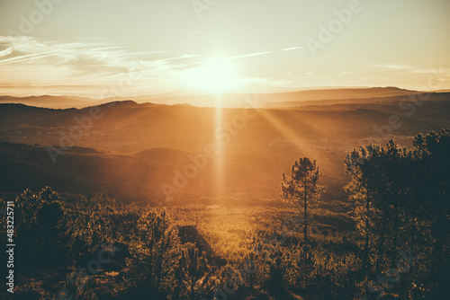 Foto sunrise in the mountains