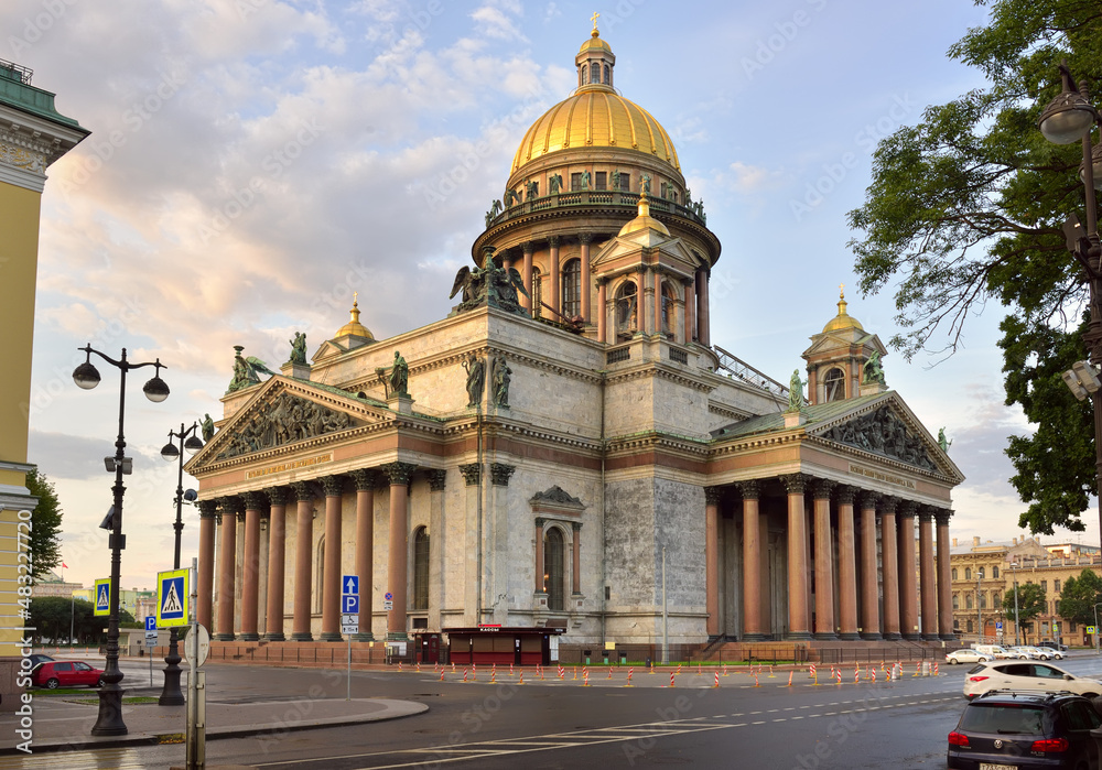 St. Isaac's Cathedral in the morning