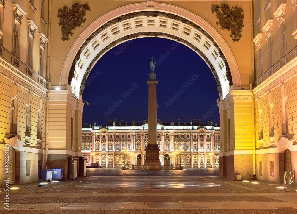 Entrance to the Palace square in the night lights