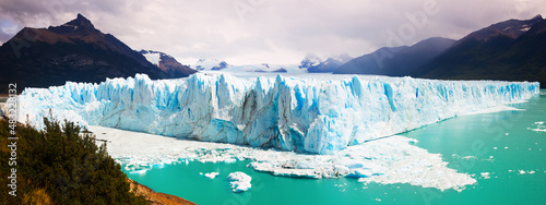 Glacier Perito Moreno (Glaciar Perito Moreno) on sunny summer day. Patagonia, Argentina, Andes