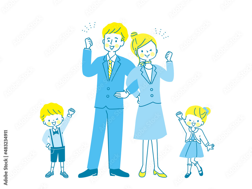 スーツ姿の笑顔の両親と子供達 スーツ姿の笑顔の両親と子供達