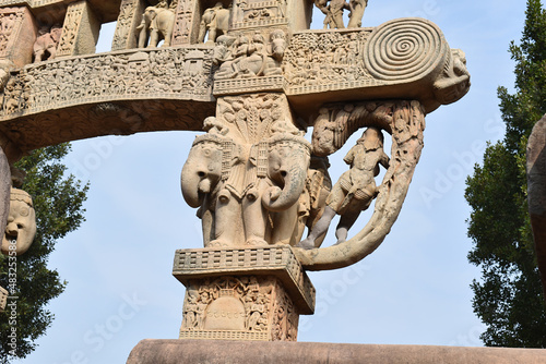 Stupa No 1, North Gateway, Architrave rear view. The Great Stupa, World Heritage Site, Sanchi, Madhya Pradesh, India.