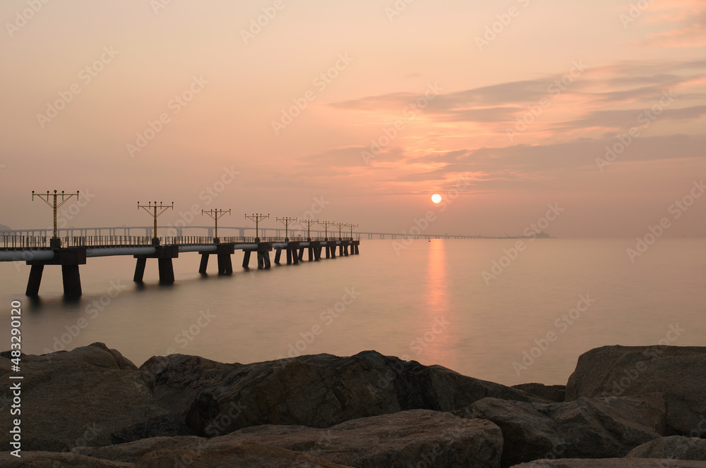 Obraz premium Sunset of love in beach