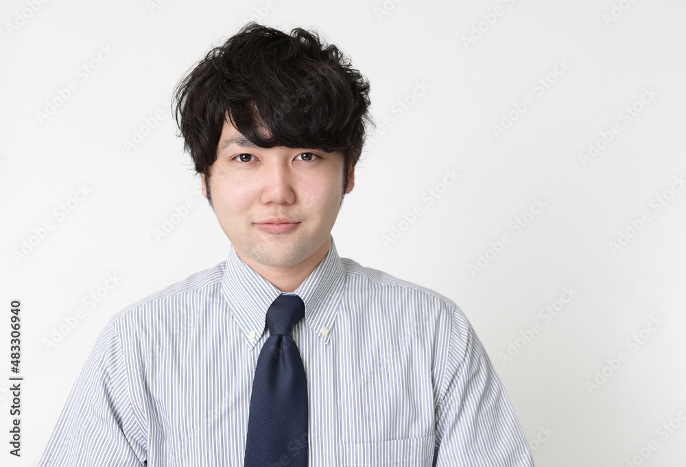 微笑むビジネスマン