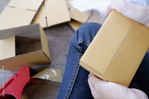 Assemble boxes to pack things.