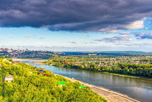 Εκτύπωση καμβά View from observation deck to residential districts of Ufa and Belaya river in summer evening at sunset