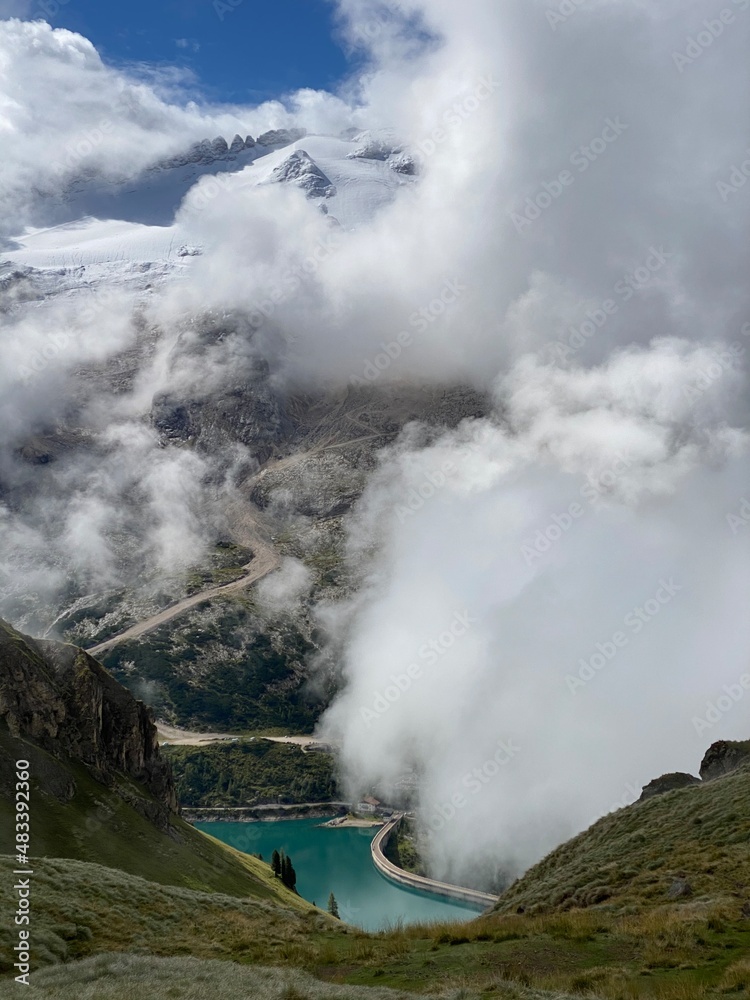 Obraz premium Mountain lake