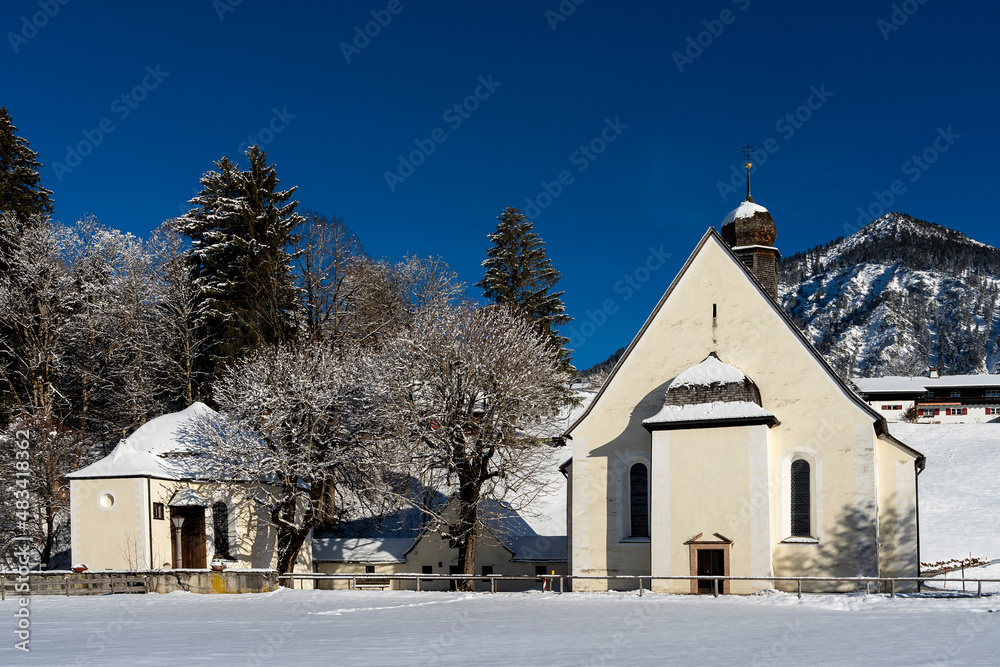 Fotografie Loretto-Kapellen in  Oberstdorf in Winterlandschaft