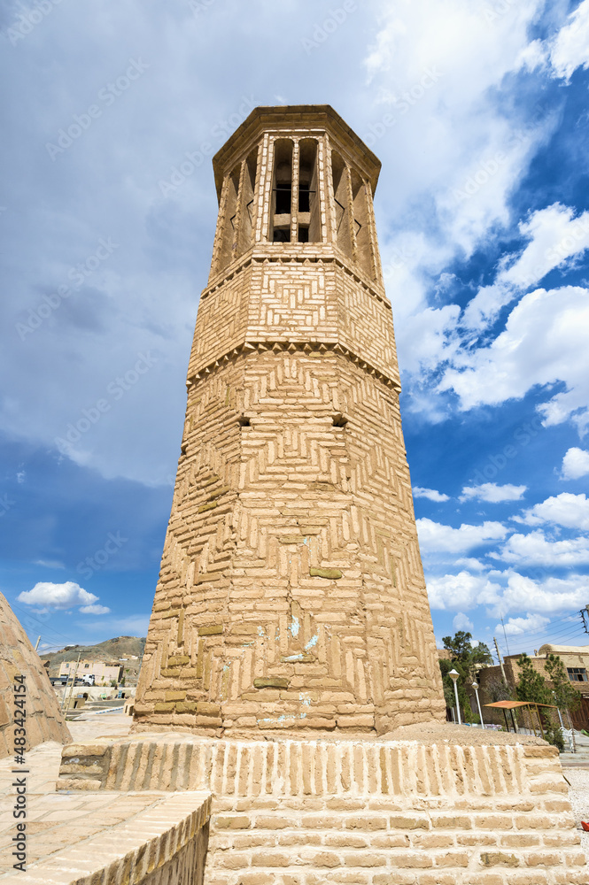 Wind tower and water reservoir, Na’in, Isfahan Province, Iran, Asia