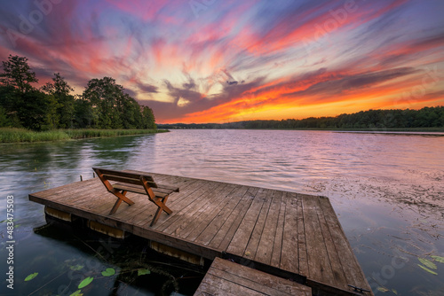 Fototapeta Naklejka Na Ścianę i Meble -  Beautiful summer sunrise over the lake