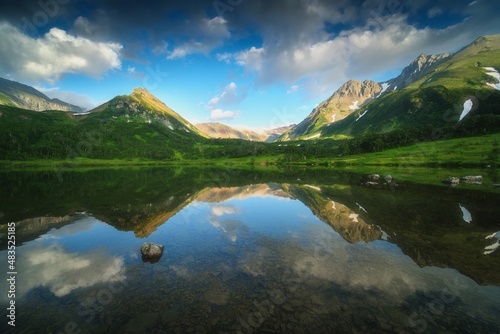 lake in the mountains © Мария Быкова